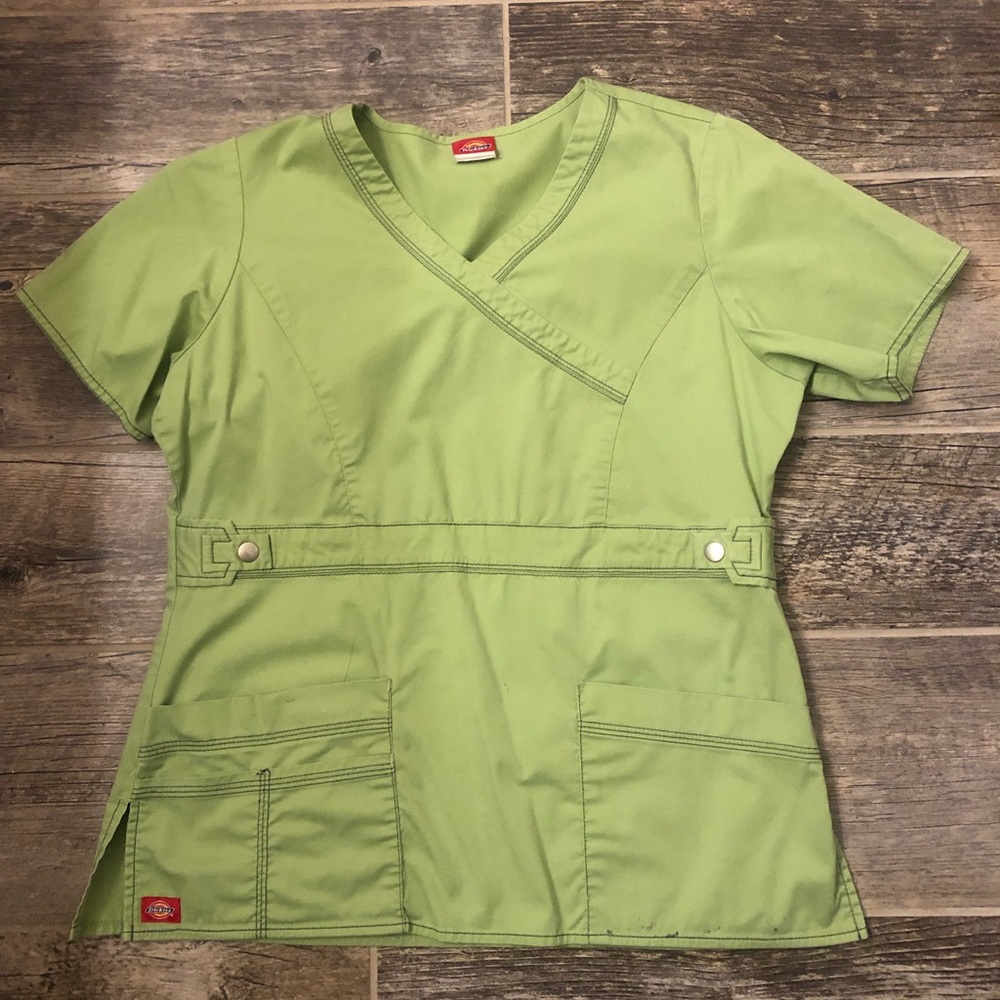 Dickies Lime Green Scrub Top, Size Medium 😷